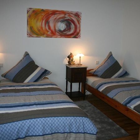 Moderne Ferienwohnung Mit Balkon Im Schoenen Saarland Dillingen an der Saar Eksteriør bilde